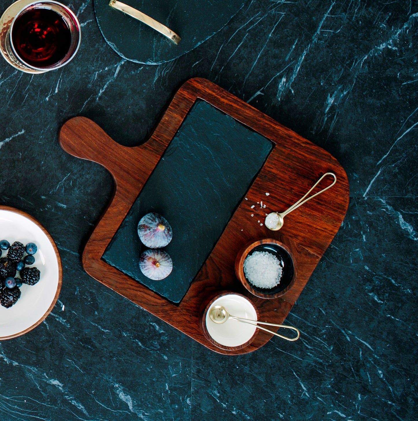 Slate serving board with Sheesham effort