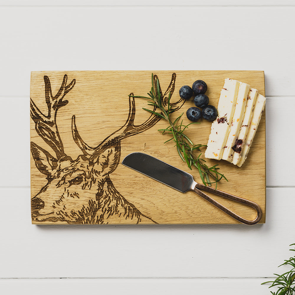 Board to cheese and knife with deer set