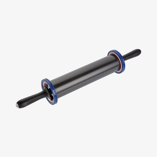 Cake roll with adjustable height in black