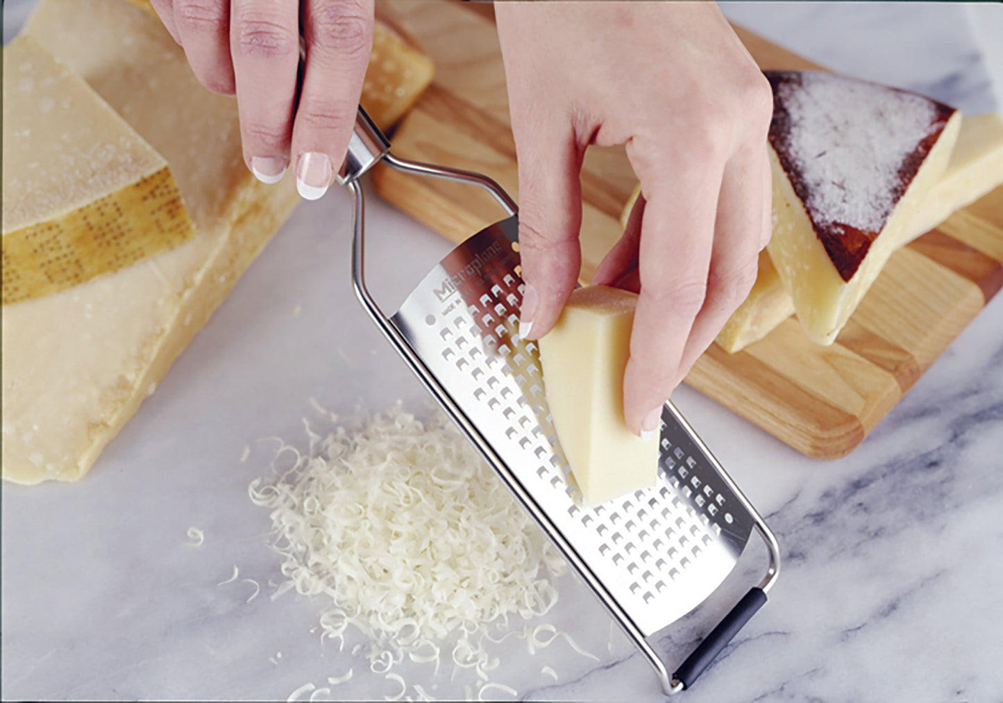 Professional grater rough