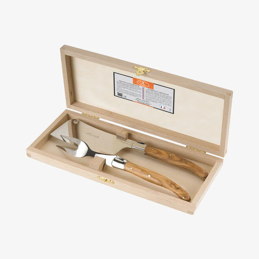 Cheese set olive wood in open wooden box, 2 pcs.