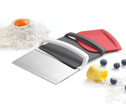 Dough scraper 3-in-1 from KüchenProfi